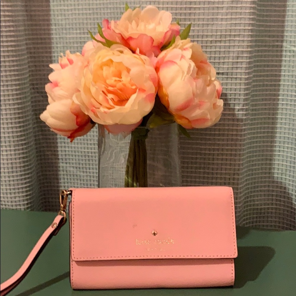 Kate Spade Tech Wallet